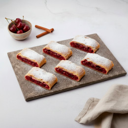  Штрудель вишневый