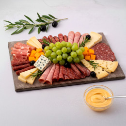 Ассорти сырно‑мясное